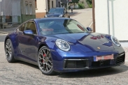 Porsche продолжает испытания нового 911