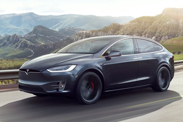 Tesla обновит модели Model S и Model X