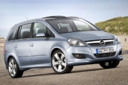 Opel не прощается со старым минивэном Zafira