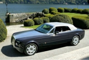 На автосалоне в Женеве компания Rolls-Royce представила экспериментальный автомобиль.