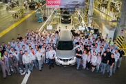 Nissan выпустил юбилейный 200-тысячный автомобиль