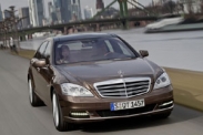 "Бюджетный" Mercedes Benz S-Class в России