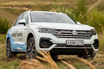 Новый Volkswagen Touareg попал отзыв в России