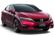 Honda начинает продажи водородного Clarity Fuel Cell