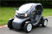 Renault приступила к продажам электрокара Twizy 