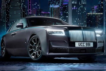 Rolls-Royce показал топовый Black Badge Ghost
