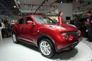Компактный кроссовер Nissan Juke на мотор-шоу в Москве