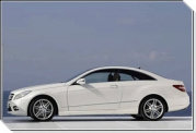 Mercedes-Benz опубликовал фото нового купе