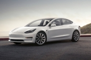 Tesla обновила прошивку своим моделям