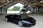 Lamborghini Aventador попытался обогнать истребитель F-16 