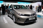 Новый Toyota Auris приедет в Россию в следующем году
