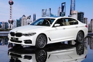 Удлиненная «пятерка» BMW дебютировала в Китае