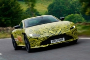 Фото нового Aston Martin V8 Vantage