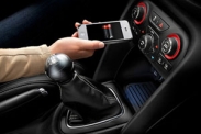 Dodge Dart получит уникальную систему зарядки сотовых телефонов 