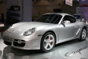 Новая версия центральномоторного спортивного купе дополнит модельный ряд Porsche.