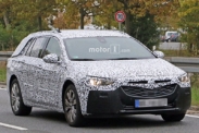 Opel тестирует универсал Insignia нового поколения