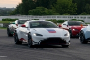 Aston Martin Vantage отметился юбилейной серией