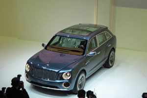 В Женеве показали внедорожник Bentley 