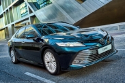 Рублевые цены на Toyota Camry нового поколения