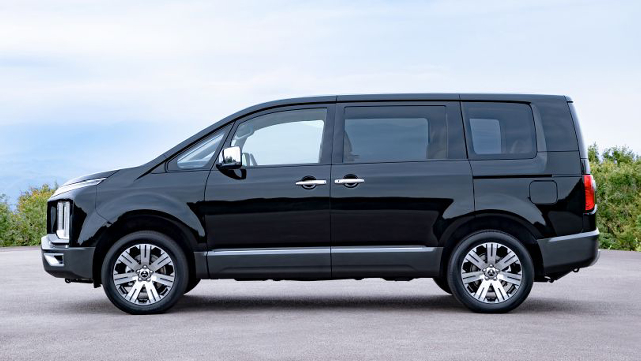 Mitsubishi Delica D:5 2019