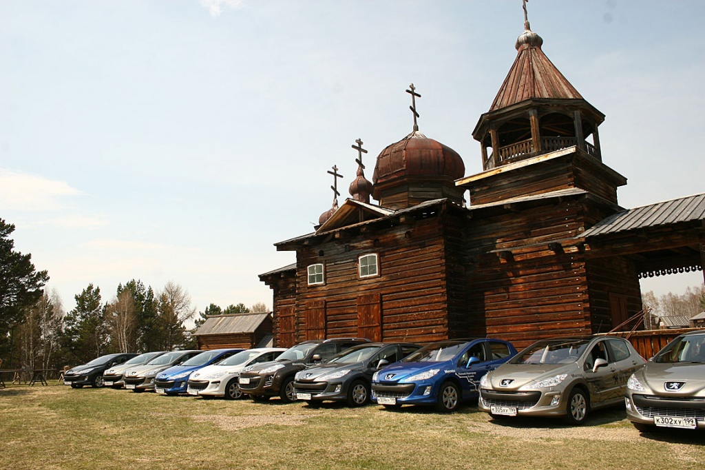 Peugeot 308: Упакован в России