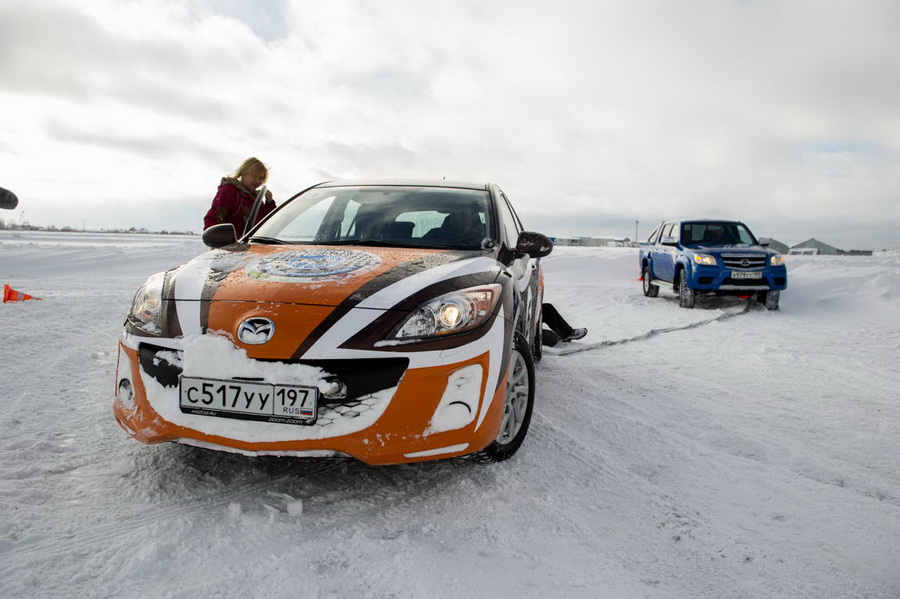 Mazda Sport Academy - Один день на льду