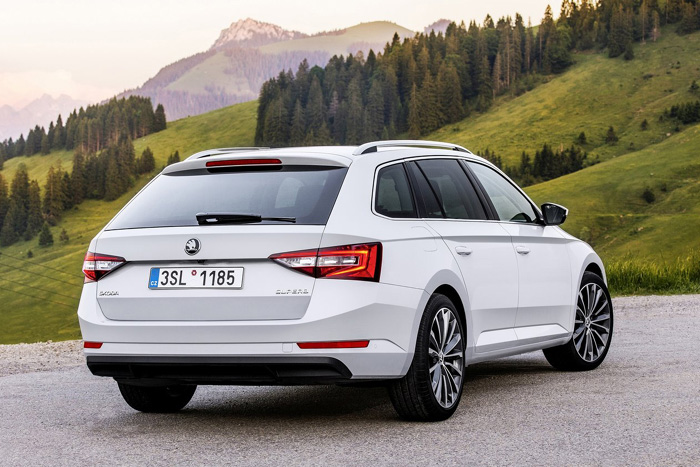 Skoda Superb Combi