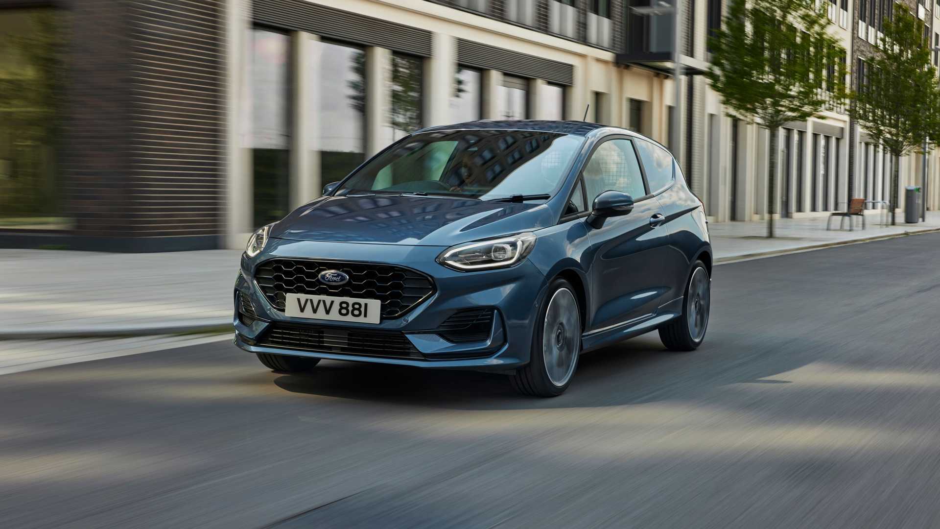 2022 ford fiesta van 