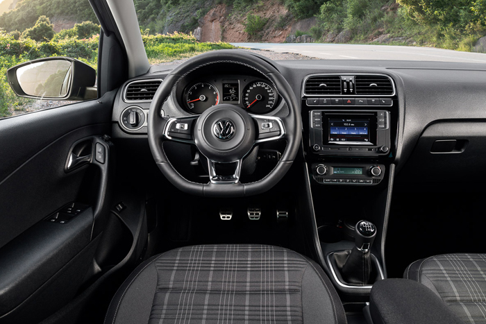 Интерьер Volkswagen Polo GT