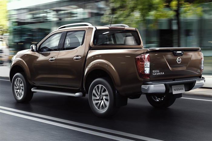 Nissan Navara 2015 Ниссан Навара