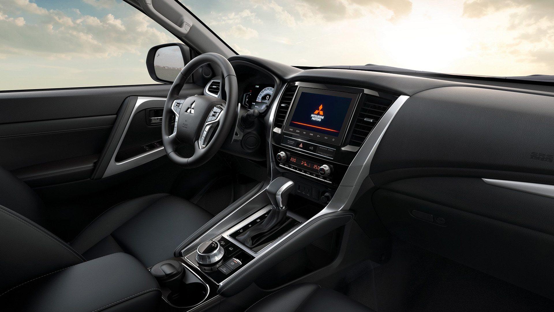 Mitsubishi Pajero Sport Mitsubishi Pajero Sport