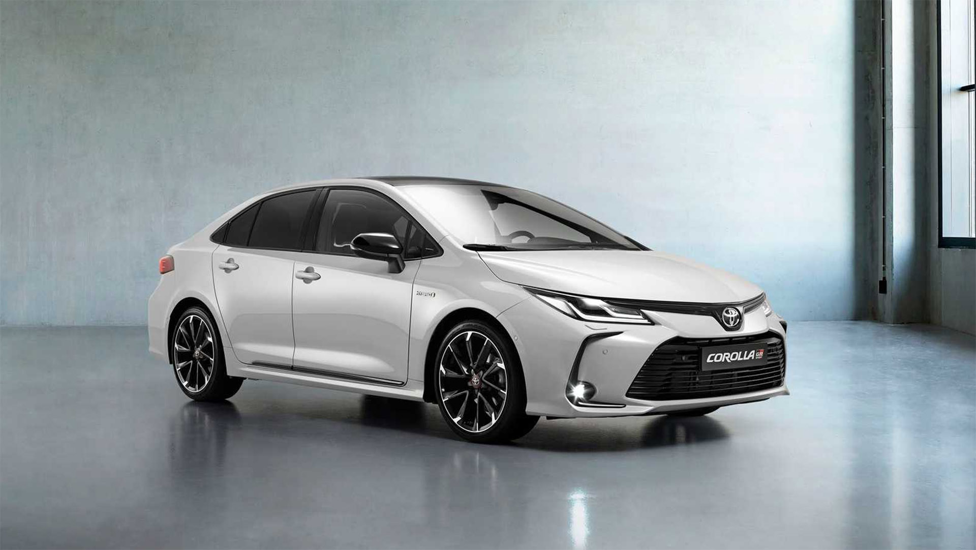 toyota Corolla GR Sport 2021.jpg